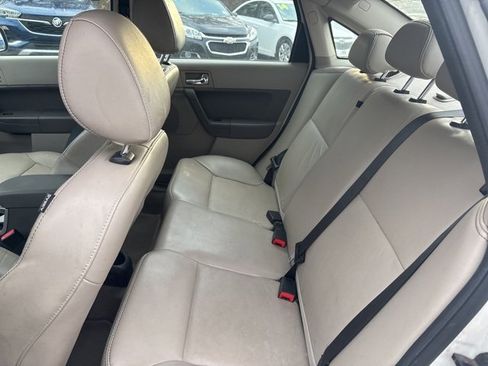 Used 2011 Ford Focus SEL w/ 301A Rapid Spec Order Code image 12
