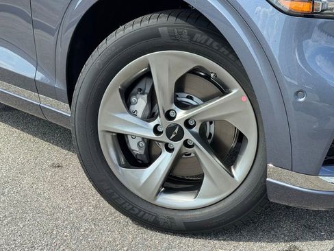 New 2026 Genesis GV70 2.5T Advanced AWD/4WD image 6