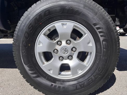 Used 2014 Toyota Tacoma PreRunner RWD image 20