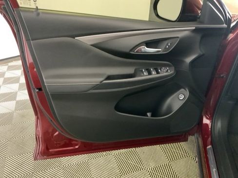 Used 2024 Buick Envista Avenir image 17