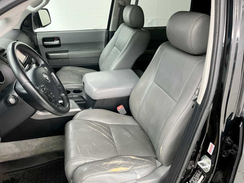 Used 2011 Toyota Sequoia Limited AWD/4WD image 19