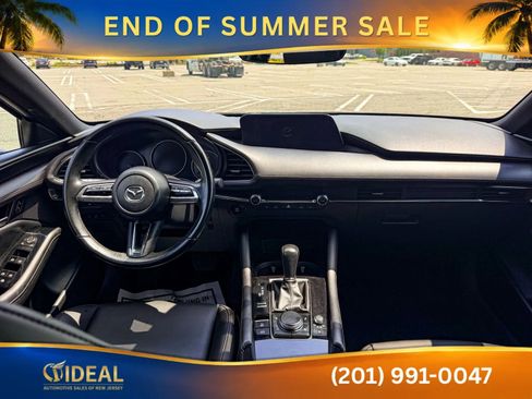 Used 2023 MAZDA MAZDA3 s FWD image 19
