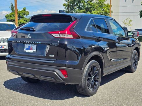 Used 2023 Mitsubishi Eclipse Cross LE AWD/4WD image 3