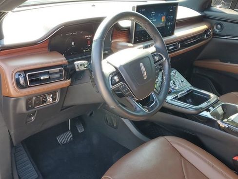 Used 2023 Lincoln Nautilus Reserve w/ Monochromatic Package AWD/4WD image 13