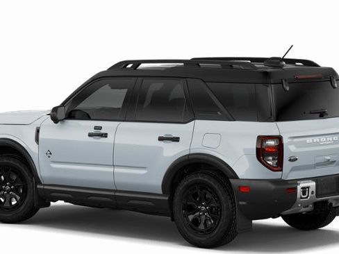 New 2026 Ford Bronco Sport Outer Banks w/ Sasquatch Outer Banks Package AWD/4WD image 2
