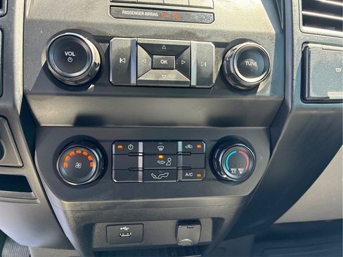 Used 2019 Ford F150 XL w/ Equipment Group 101A Mid RWD image 32