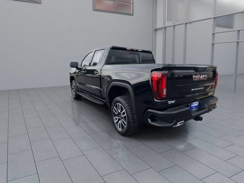 Used 2024 GMC Sierra 1500 AT4 w/ Technology Package AWD/4WD image 6