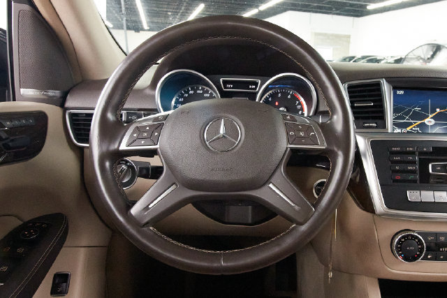 Used 2015 Mercedes-Benz ML 350 4MATIC image 9
