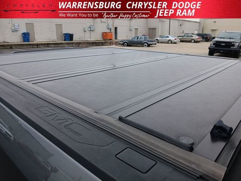 Used 2019 GMC Sierra 1500 SLT w/ X31 Off-Road Package image 28