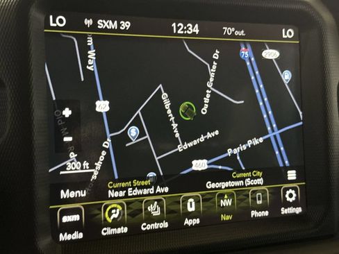 Used 2020 Jeep Wrangler Unlimited Sahara AWD/4WD image 15