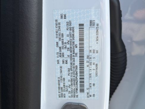 Used 2023 Ford Escape ST-Line Select AWD/4WD image 35