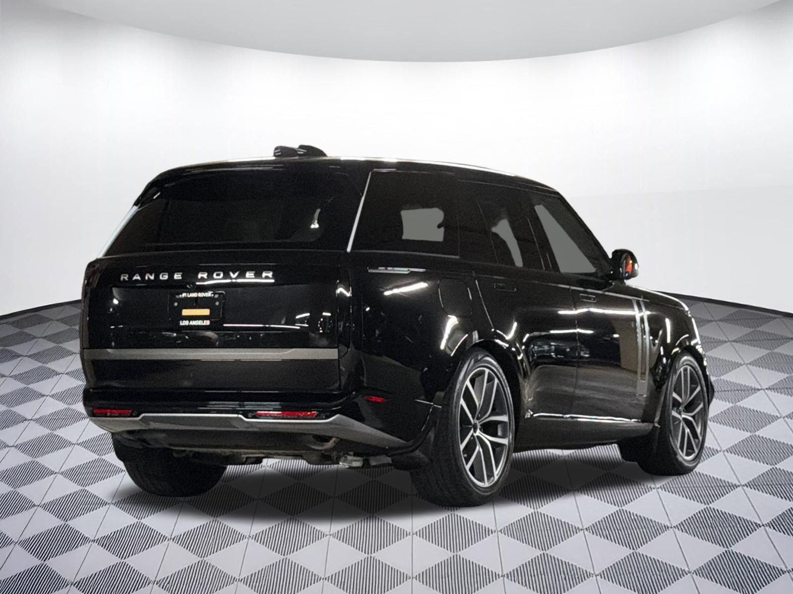 New 2026 Land Rover Range Rover SE AWD/4WD image 8