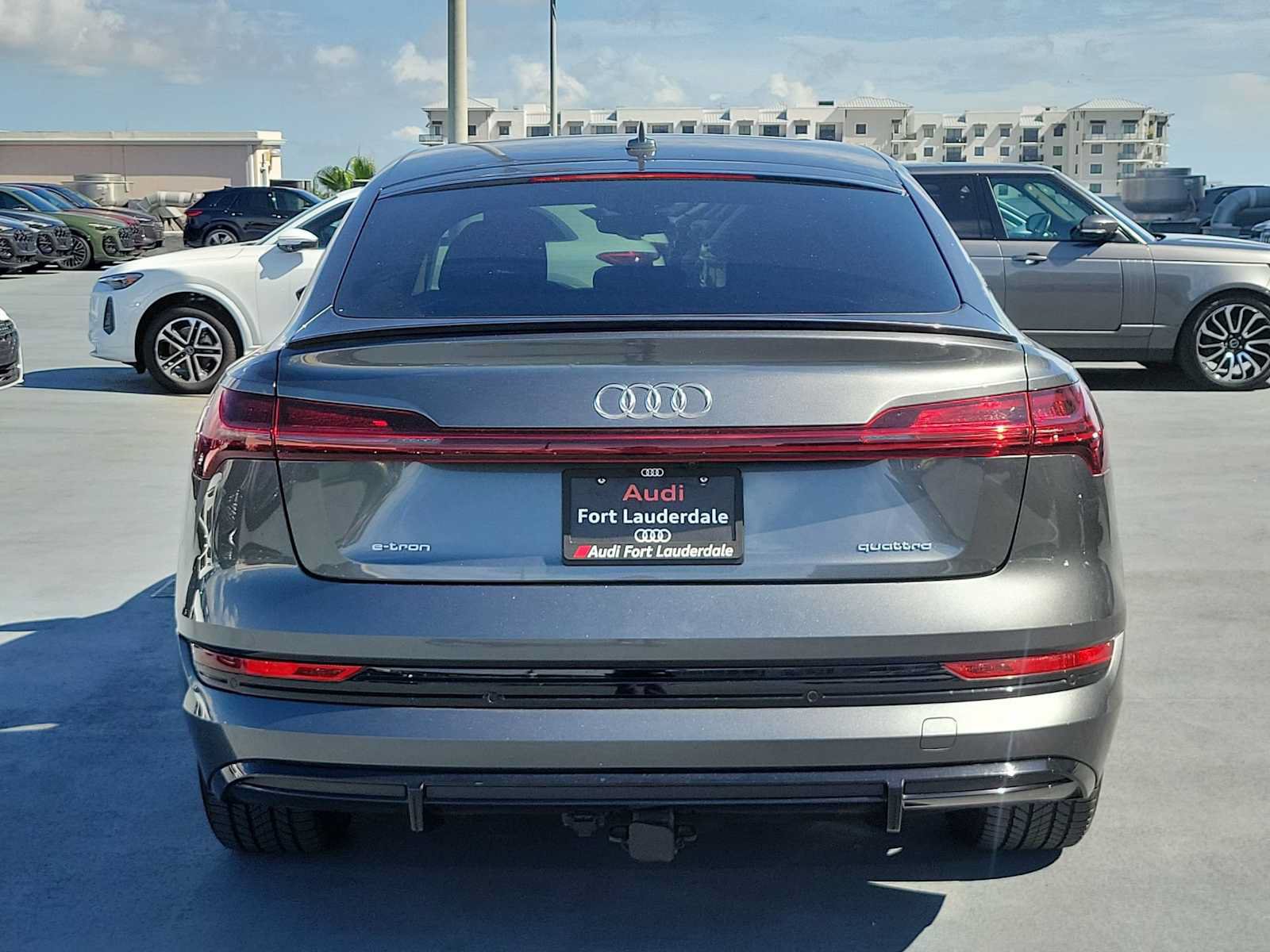 Used 2021 Audi e-tron Premium Plus w/ Premium Plus Package AWD/4WD image 5