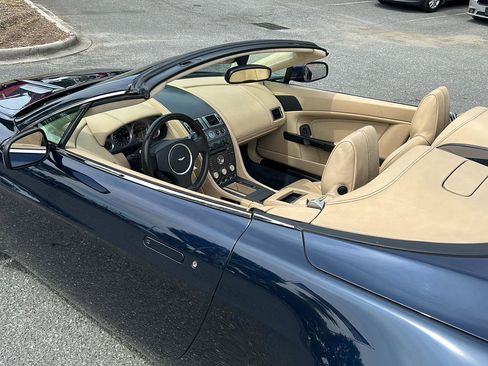 Used 2008 Aston Martin V8 Vantage Roadster RWD image 20