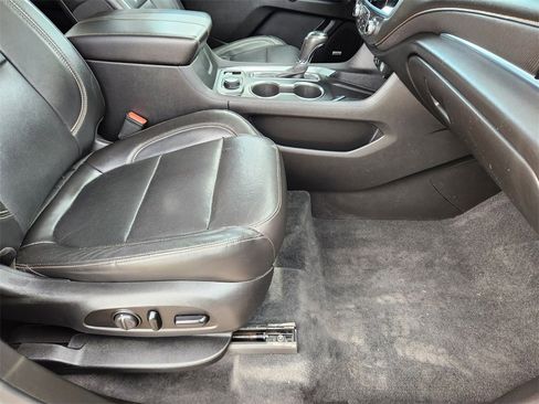 Used 2020 Chevrolet Traverse Premier w/ Redline Edition image 15