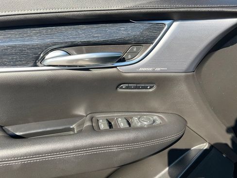 Used 2020 Cadillac XT5 Premium Luxury w/ LPO, Floor Liner Package AWD/4WD image 20