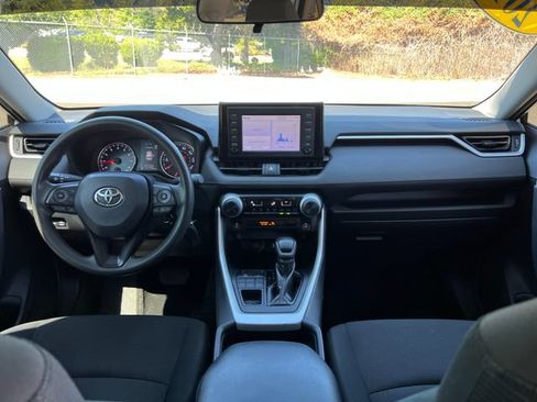 Used 2019 Toyota RAV4 LE w/ All Weather Liner Package AWD/4WD image 11