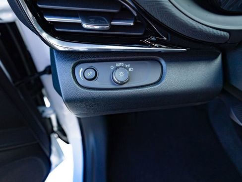 New 2026 Buick Envista Sport Touring w/ Convenience I Package FWD image 18