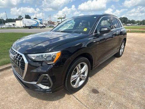 Used 2020 Audi Q3 2.0T Premium AWD/4WD image 4