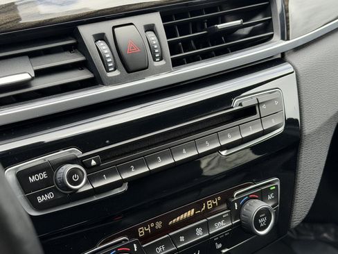 Used 2017 BMW X1 xDrive28i w/ Premium Package image 32