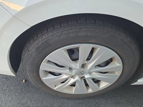 Certified 2025 Nissan Sentra S FWD image 4