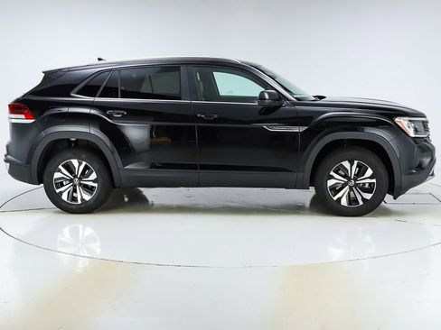 New 2026 Volkswagen Atlas Cross Sport SE image 10