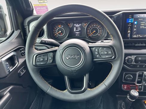Used 2024 Jeep Wrangler Unlimited Sport AWD/4WD image 14