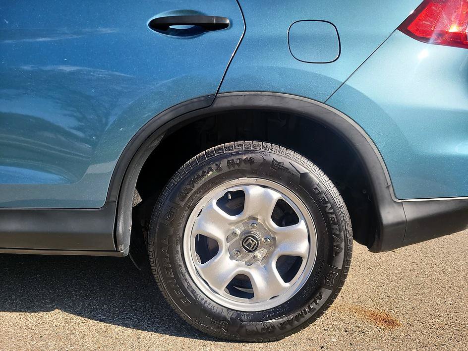Used 2015 Honda CR-V LX image 16