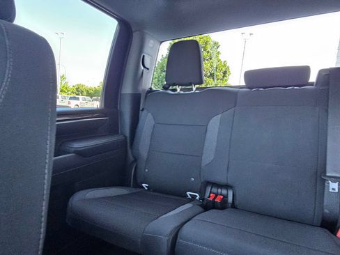 Used 2025 Chevrolet Silverado 2500 LT w/ Convenience Package AWD/4WD image 24