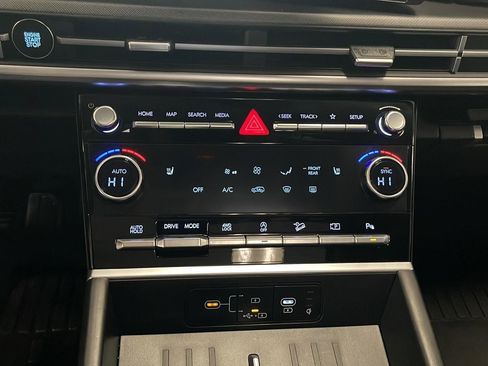 Used 2025 Hyundai Santa Fe XRT AWD/4WD image 29