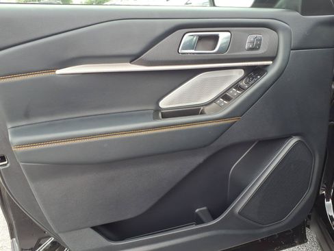 Used 2026 Ford Explorer Tremor w/ Tremor Ultimate Package AWD/4WD image 19