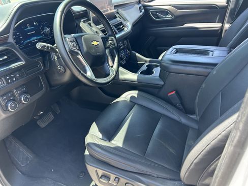 Used 2023 Chevrolet Tahoe LT w/ Luxury Package AWD/4WD image 9