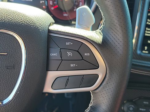 Used 2022 Dodge Challenger SRT Hellcat image 16