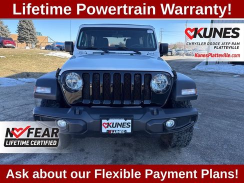 Used 2022 Jeep Wrangler Unlimited Sport AWD/4WD image 3