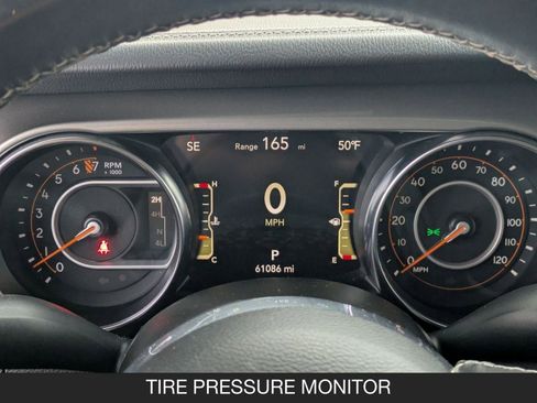 Used 2022 Jeep Gladiator Overland image 20