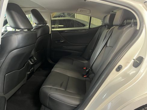 Used 2021 Lexus ES 350 w/ Premium Package FWD image 30