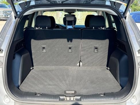 Certified 2021 Ford Escape SE w/ SE Sport Appearance Package AWD/4WD image 18