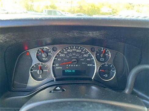 Used 2019 GMC Savana 2500 w/ Driver Convenience Package image 12