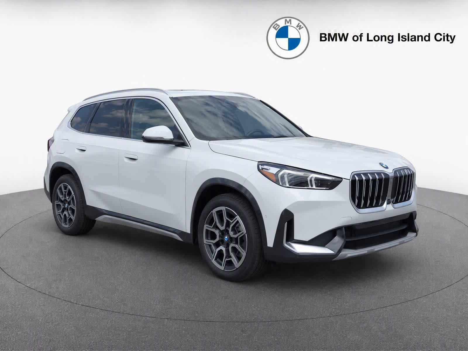 New 2026 BMW X1 xDrive28i w/ Technology Package AWD/4WD image 1