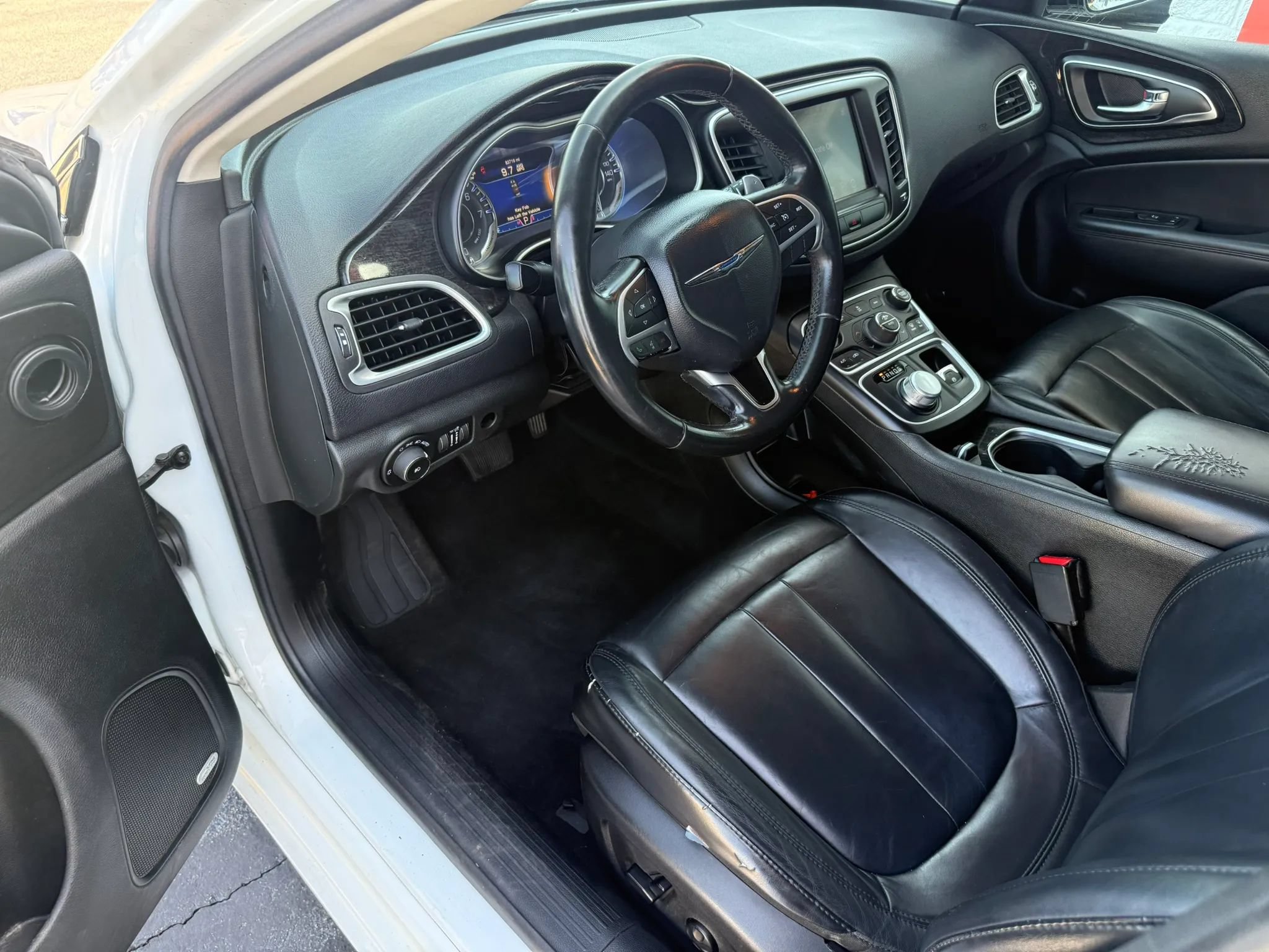 Used 2015 Chrysler 200 C w/ Navigation & Sound Group I FWD image 17