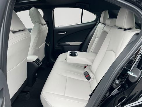 New 2025 Lexus UX 300h AWD image 8