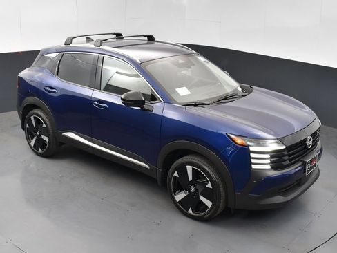 New 2026 Nissan Kicks SR w/ Cold Weather Package image 44