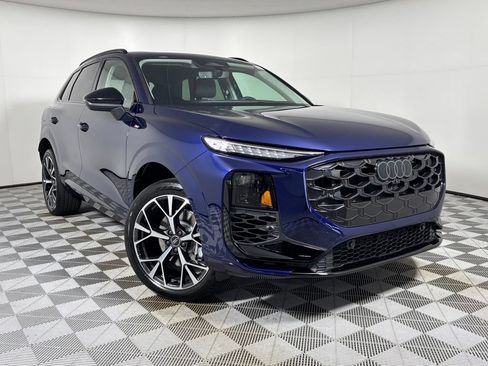 New 2026 Audi Q3 quattro 2.0T AWD/4WD image 1