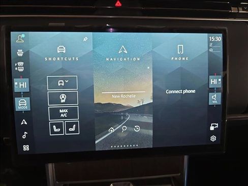 New 2026 Land Rover Range Rover SE image 23