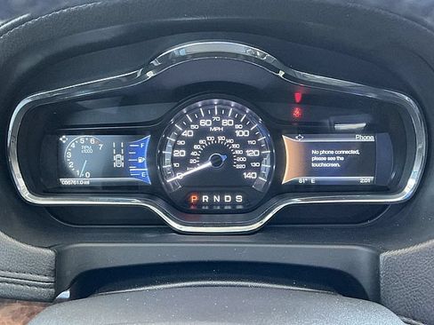 Used 2019 Lincoln MKT AWD image 22