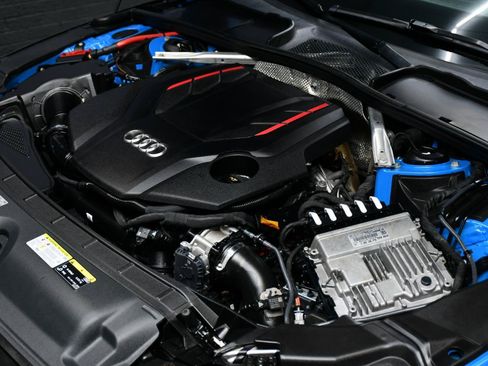 Used 2021 Audi S4 Premium Plus w/ Premium Plus Package AWD/4WD image 16