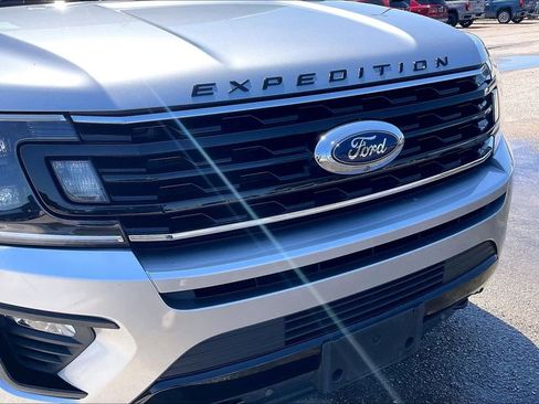 Used 2021 Ford Expedition Limited AWD/4WD image 34