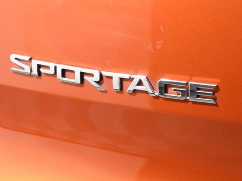 Used 2011 Kia Sportage SX w/ Premium Pkg w/Color Pkg AWD/4WD image 38