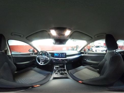 Used 2025 Kia K5 LXS image 42