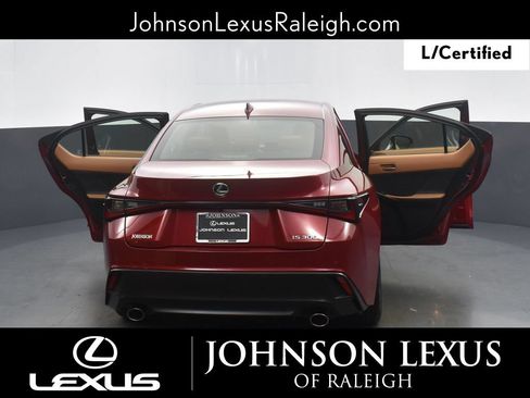 Used 2023 Lexus IS 300 w/ Premium Package RWD image 30